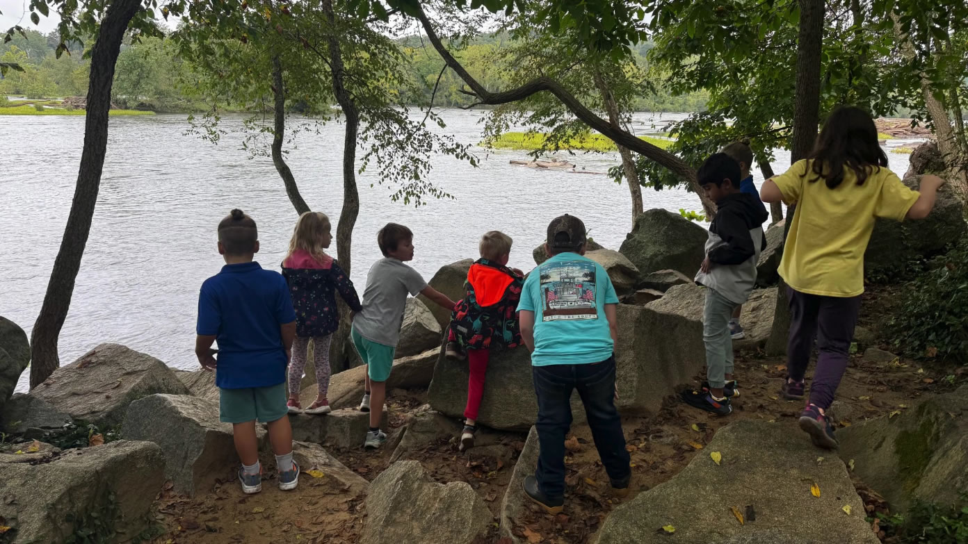 West End Montessori children exploring outdoors